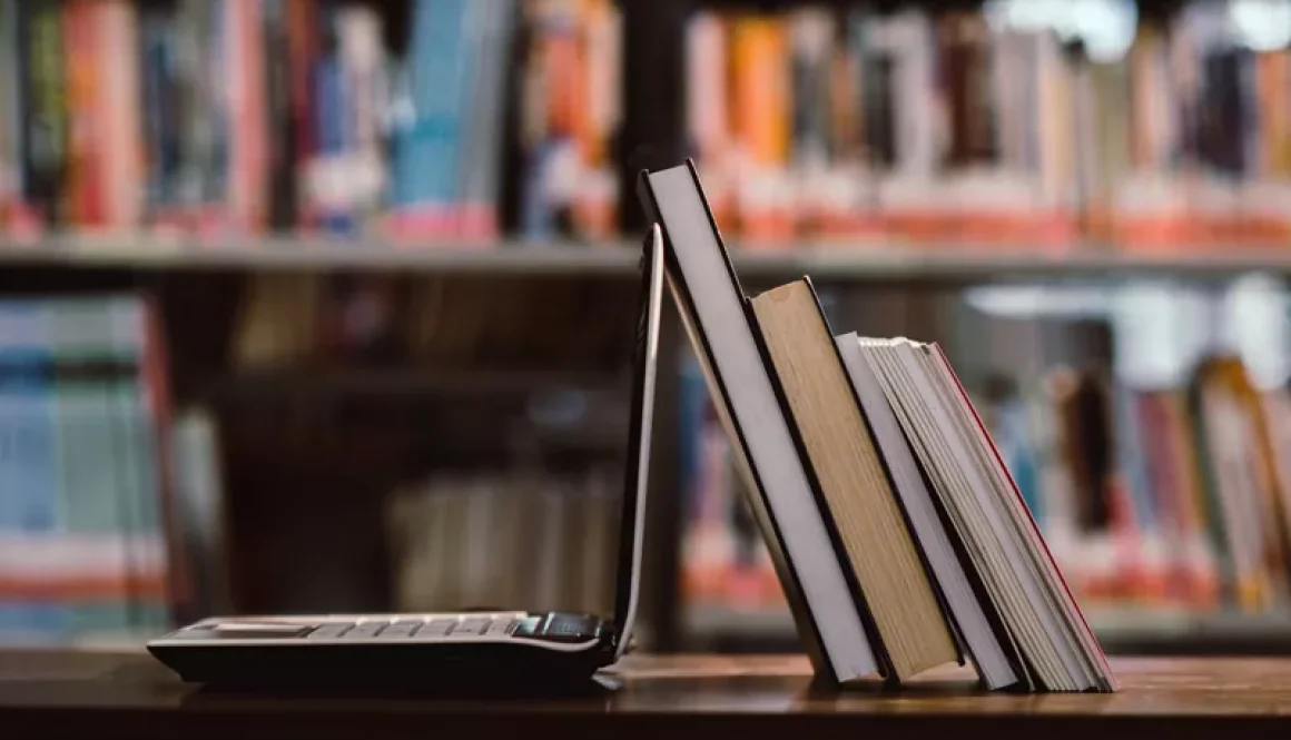 cukup-lewat-website-siswa-bisa-baca-dan-download-buku-perpustakaan-sekolah-6a7bef6fea756