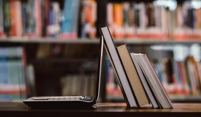 cukup-lewat-website-siswa-bisa-baca-dan-download-buku-perpustakaan-sekolah-6a7bef6fea756