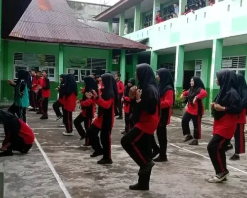 galeri-muallimin-1-6a7c227526248 galeri-muallimin-1-6a7c227526248